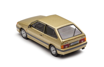 ВАЗ-2113 Lada Samara II (Лада Самара 2) Тринашка (2004), бежевый металлик