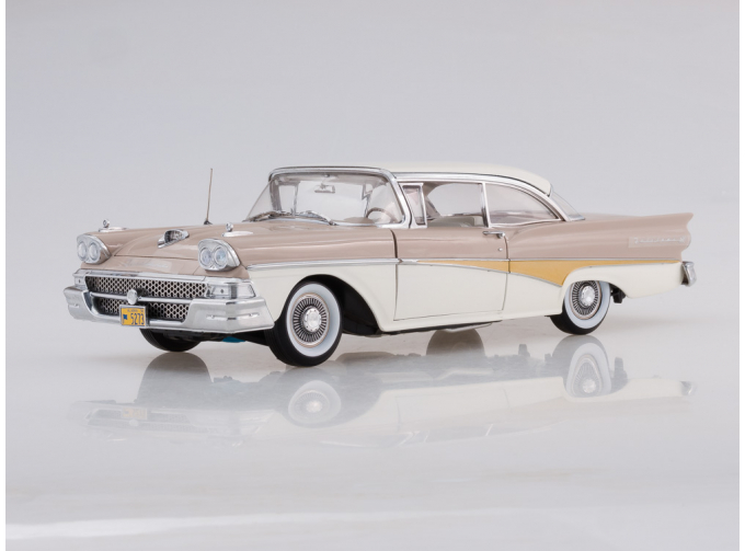 FORD Fairlane 500 HardTop (1958), colonial white/desert beige