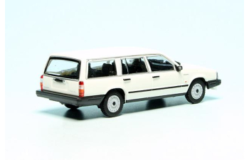 VOLVO 740 GL Break (1986), white