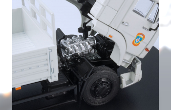 Камский грузовик 65117 МЧС Гуманитарная помощь, серый