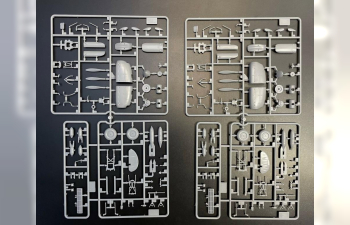Сборная модель Герои Победы. Пикирующий бомбардировщик Пе-2