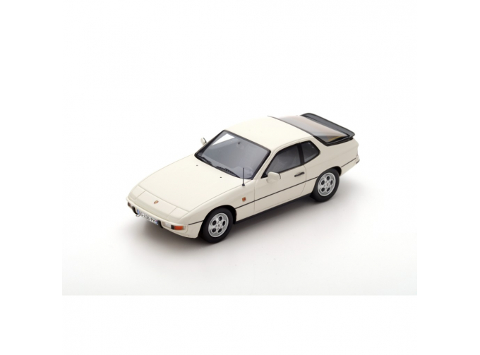 Porsche 924S 1988 (white)