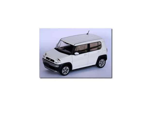 Сборная модель Mazda Flare Crossover, pure white pearl