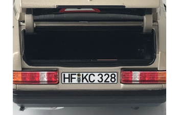 MERCEDES-BENZ 190 E - 1982 , smoke silver
