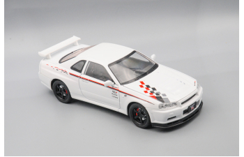 NISSAN Skyline GT-R, белый, 21 см.