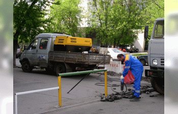 Сборная модель Компрессор Atlas Copco XAS 47 (открытый на ферме)