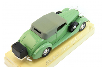 PACKARD Super-Eight, light green