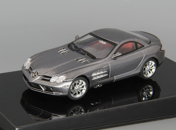 MERCEDES-BENZ SLR McLaren, grey