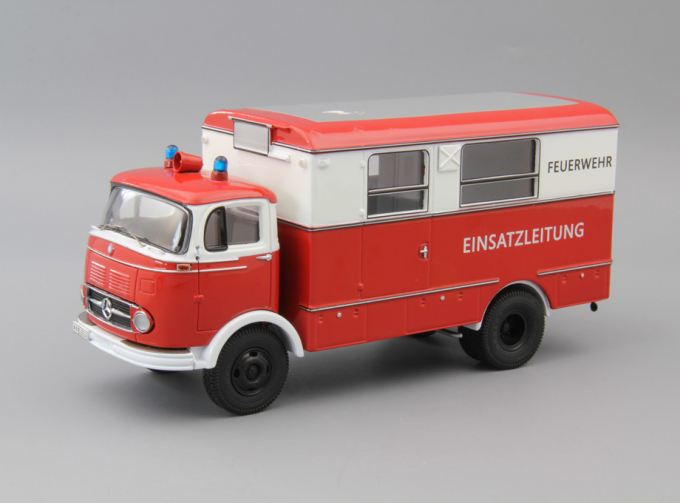 MERCEDES-BENZ LP911 Feuerwehr, red / grey