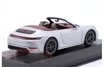 PORSCHE 911 (992.2) Carrera S Cabriolet (2024), ice grey metallic
