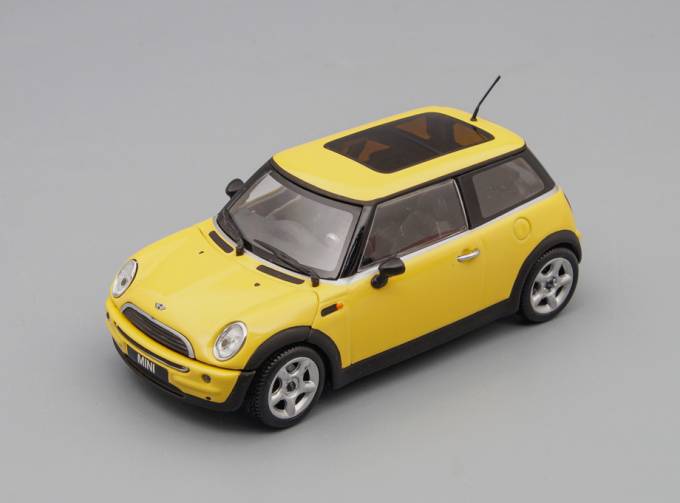 MINI Cooper, yellow / black