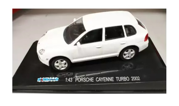 PORSCHE Cayenne Turbo (2002), white