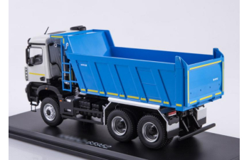 Камский грузовик 65952 самосвал, синий / белый