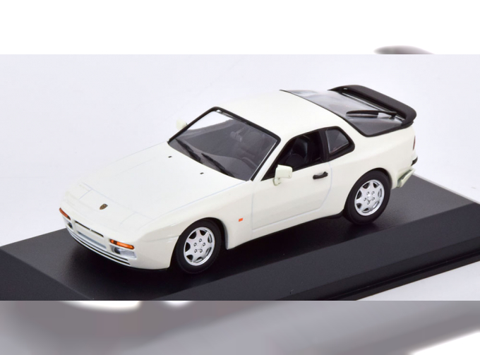 PORSCHE 944 S2 (1989), white