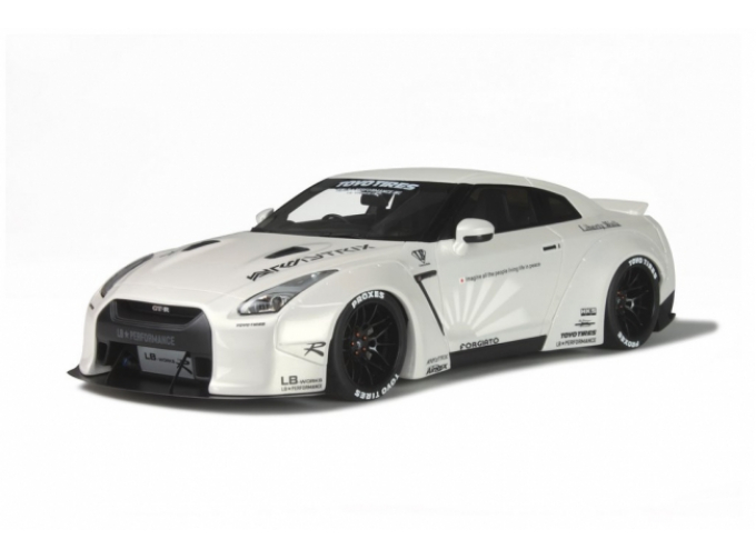 Nissan R35 GTR LB Performance, L.e. 2000 pcs. (pearl white)