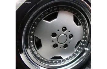 NISSAN Cedric Cima (Y31), pearl white