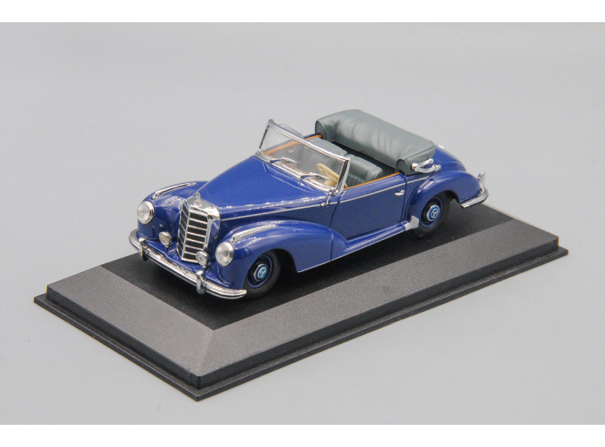 MERCEDES-BENZ 300S Cabriolet, blue