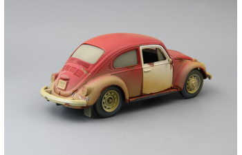 VOLKSWAGEN Beetle, red