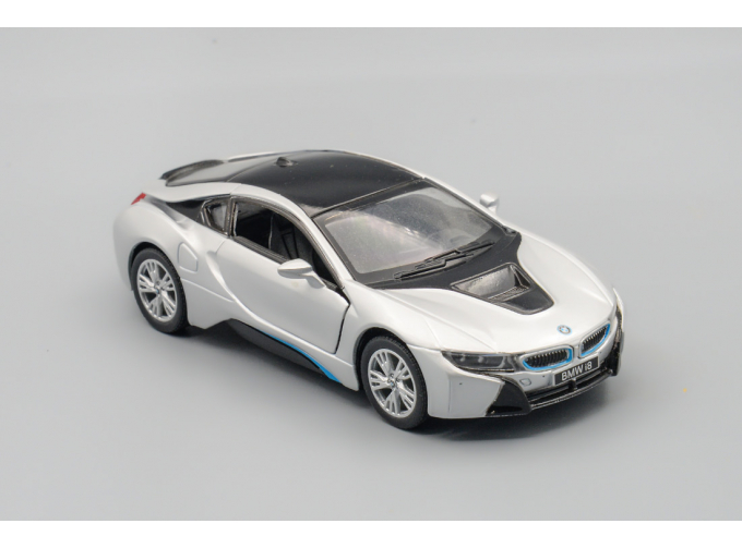 BMW i8, silver/black