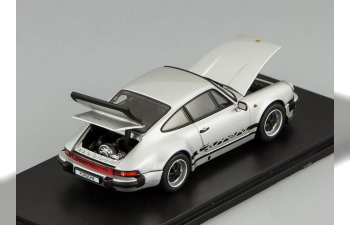 PORSCHE 911 Carrera 3.2 (1984), silver