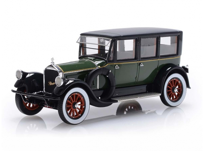 Pierce Arrow Model 32 7-Seat Limousine - 1920 (green / black)