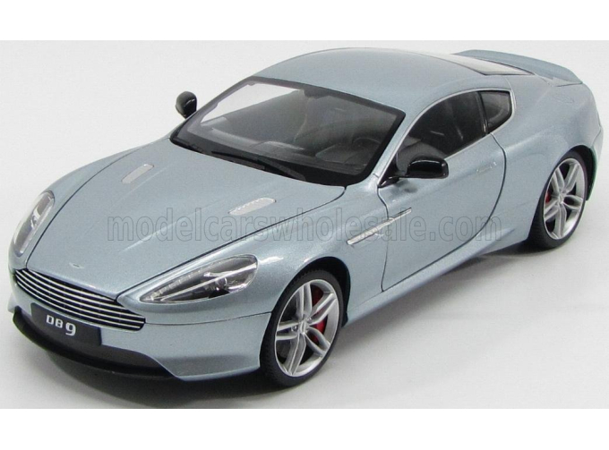 ASTON MARTIN DB9 Coupe 2-Door (2009), silver metallic