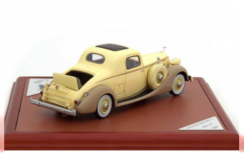 Packard Super Eight Coupe 1936, beige / brown