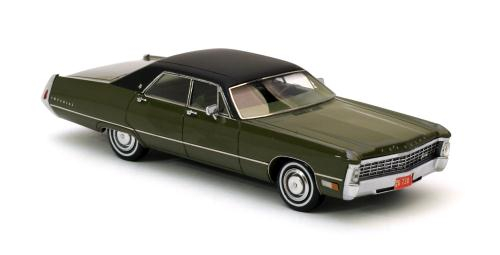 CHRYSLER Imperial (1971), olive met