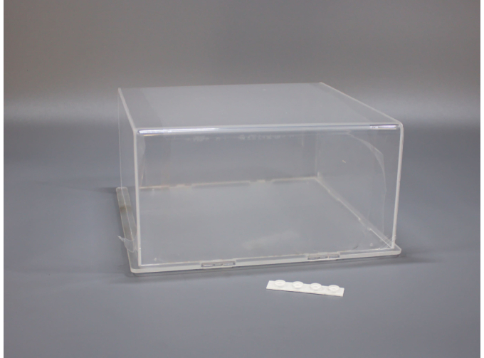 Бокс акриловый 150х150х80