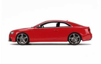 Audi RS5 Coupe (red)