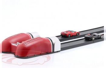 FERRARI автотрек с 2 гаражами, красный / черный