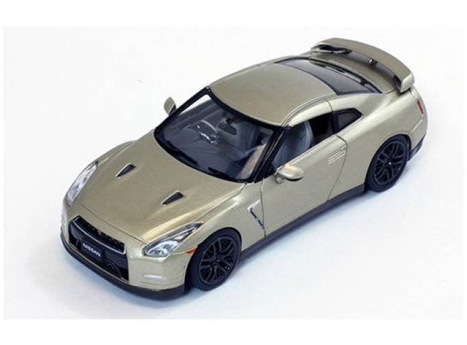 NISSAN GT-R R35 45th Anniversary Limited Edition 2015 Gold