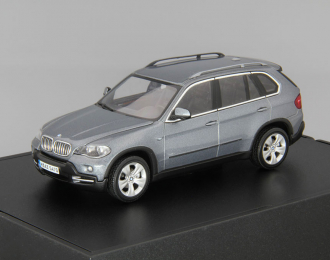 BMW X5 4.8i, blue metallic