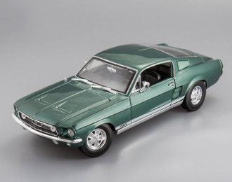 FORD Mustang GTA Fastback (1967), green metallic