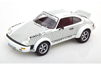 PORSCHE 911 Coupe With Walter Rohrl Figure (1969), white black