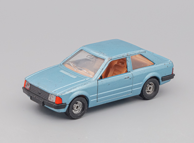 FORD Escort MkIII, blue metallic
