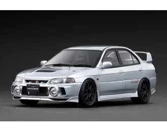 Mitsubishi Lancer Evolution IV (CN9A), silver