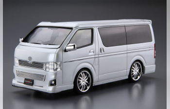 Сборная модель Микроавтобус Toyota HiAce Silkblaze TRH200V '10