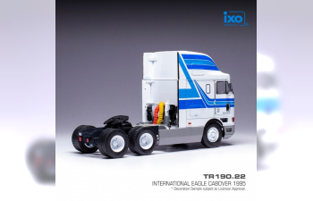 INTERNATIONAL Eagle Cabover Tractor Truck 3-assi (1995), White Blue