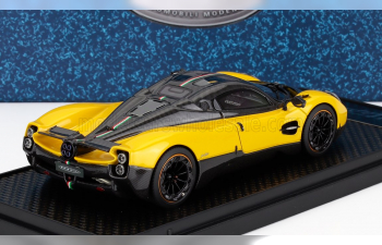 PAGANI Utopia (2022), Yellow Carbon - Giallo Ginevra Carbonio