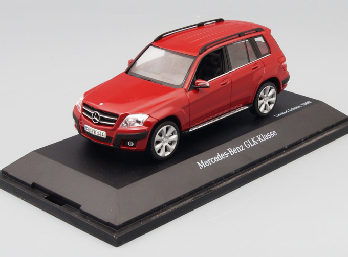 MERCEDES-BENZ GLK-Klasse, dark red