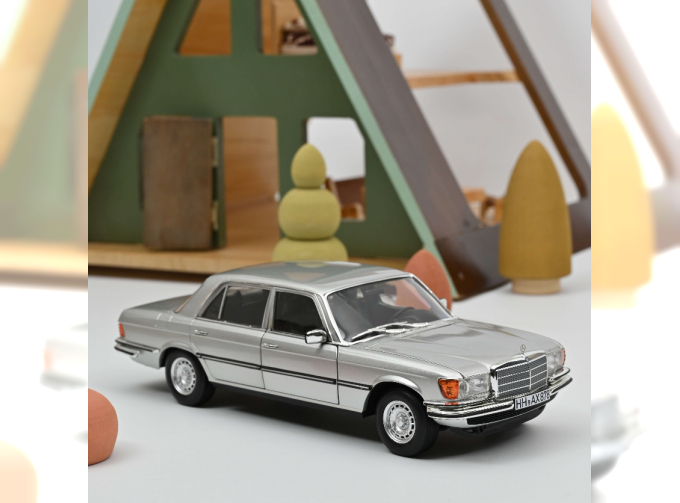 MERCEDES-BENZ 450 SEL 6.9 (W116) 1976 Silver