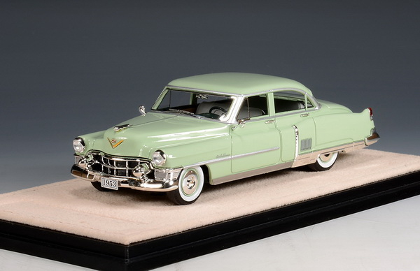 CADILLAC Fleetwood Sixty Special (1953), Gloss Green