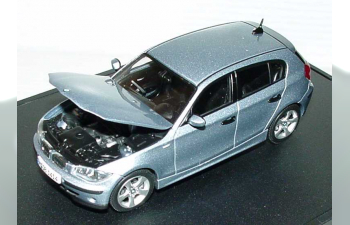 BMW 1er E87 (2004), quarz blue met.