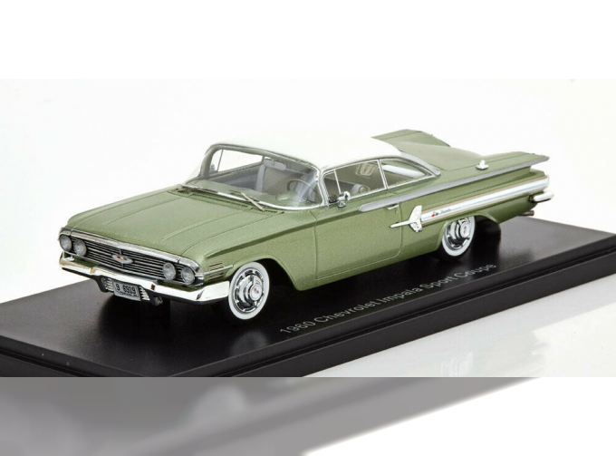 CHEVROLET Impala Sport Coupe 1960 Metallic Light Green/White