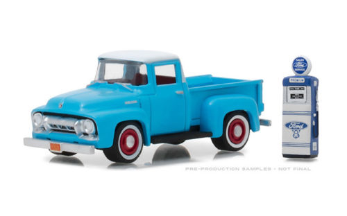 FORD F-100 пикап "Ford Motor Company" with Vintage Gas Pump 1954