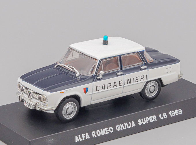 ALFA ROMEO Giulia Super 1.6 Carabinieri (1969), white / dark blue