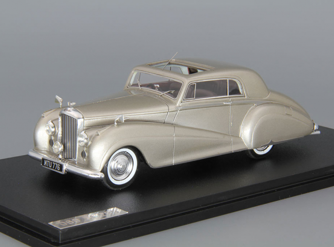 BENTLEY MKVI Park Ward FHC 1950, gold