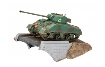Сборная модель Диорама Британский танк Sherman Firefly