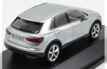 AUDI Q3 (2018), Floret Silver